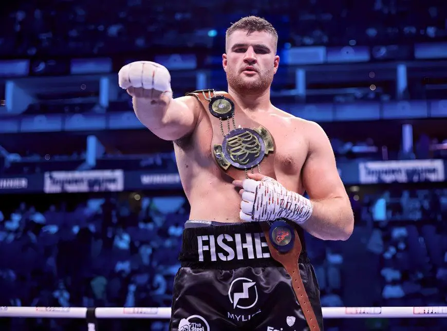 Johnny Fisher stopped Harry Armstrong in 7 rounds last August to win the Southern Area Heavyweight title