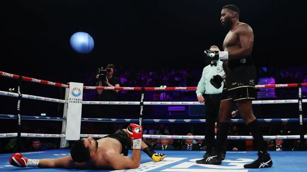 Okolie wins heavyweight debut.