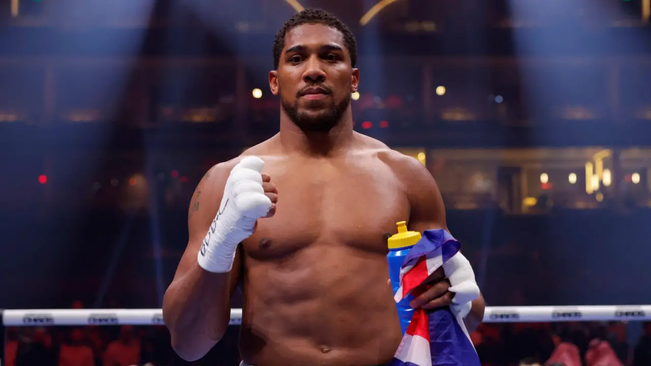 Anthony Joshua is targeting Tyson Fury in 2025.