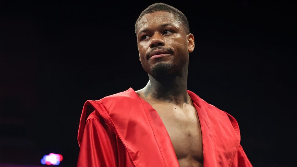 Etinosa Oliha vs Austin Williams IBF Middleweight Eliminator Set for July 19 2 Ammo Williams in the ring before a fight