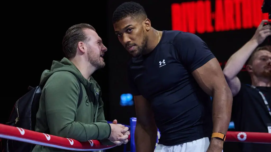 Ben Davison Reveals Frustrations On Anthony Joshua's Brutal Defeat To Daniel Dubois in 2024 2 Ben Davison with Anthony Joshua.