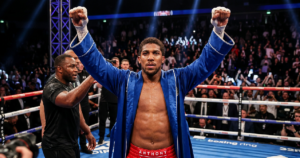 Former Champion Predicts Joshua Knockout Win Over Fury as Heavyweight Ranks Shift