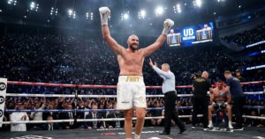 Tyson Fury Secures Dominant Decision Over Arslanbek Makhmudov in Netflix Comeback Fight