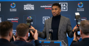 Anthony Joshua dismisses Jake Paul's injury with "That's fighting" comment 2 Anthony Joshua dismisses Jake Paul's injury with "That's fighting" comment