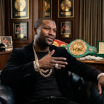 Home 2 Floyd Mayweather Jr. calls out fans praying for his financial downfall
