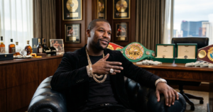 Floyd Mayweather Jr. calls out fans praying for his financial downfall
