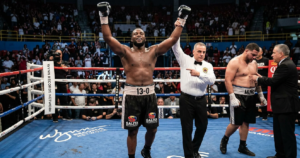 Pryce Taylor defeats Issac Muñoz by unanimous decision in San Juan, Puerto Rico