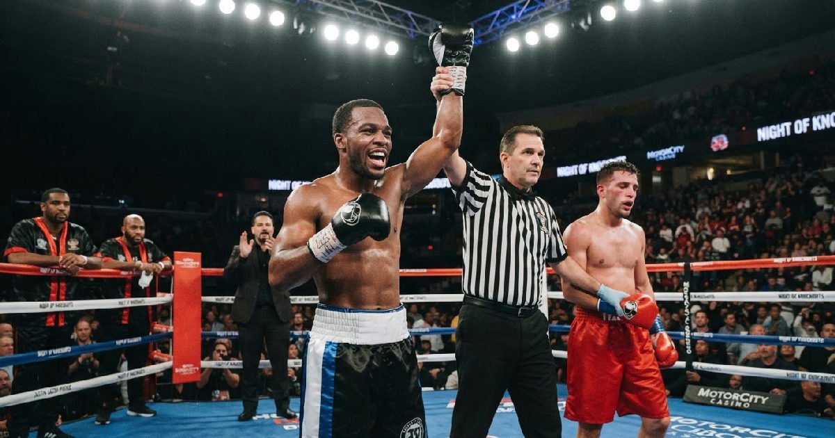 Halt Sam Rizzo: Dwane Taylor halts Sam Rizzo with eighth round tko