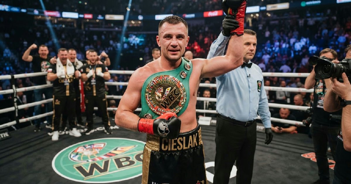 Michal Cieslak WBC cruiserweight champion: Michal Cieslak elevated to WBC cruiserweight champion, ordered to face David