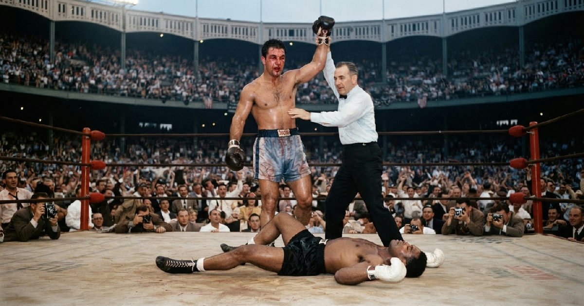 Home 1 Rocky Marciano Ezzard Charles rematch ends in injury
