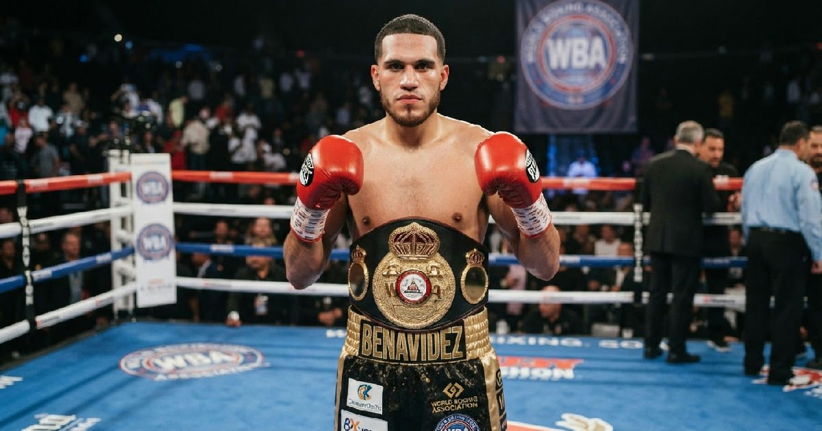 Home 1 WBA forces boxing's David Benavidez to choose division
