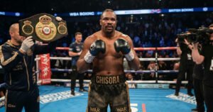 derek chisora targets wba super heavyweight title fight