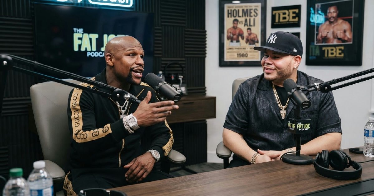 Floyd Mayweather names Larry Holmes as best